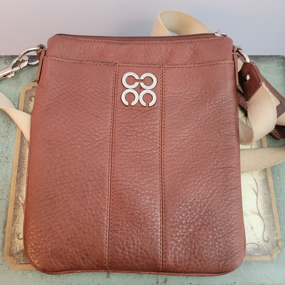 Coach Vintage Julia Pebble Leather Crossbody - Picture 2 of 16